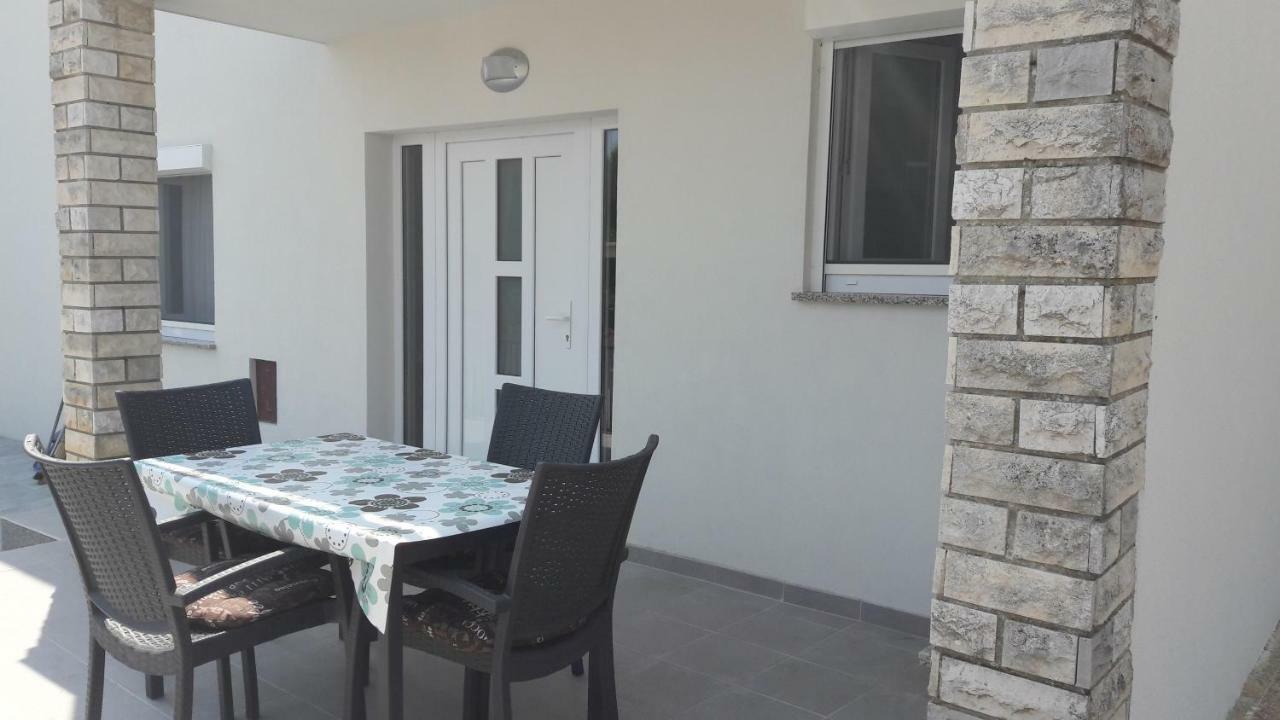 Marco Apartment *